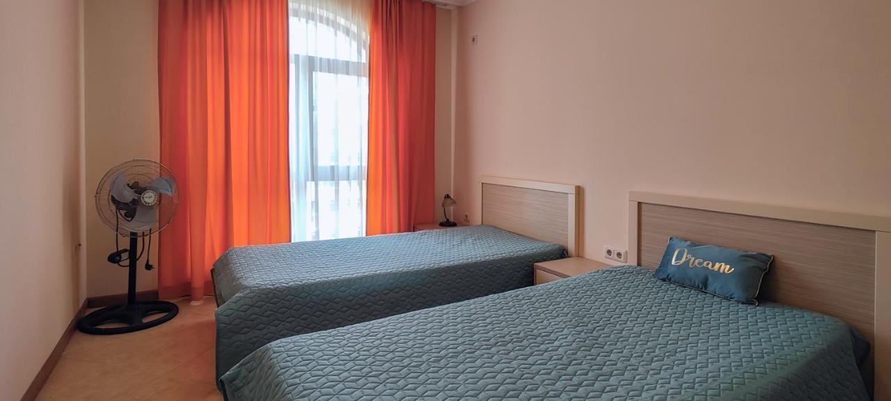 Royal Sun Apartments Солнечный берег Экстерьер фото